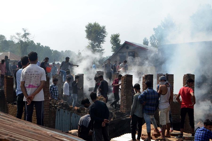 Prime accused in the killing of cop Saleem among 3 militants killed in Kulgam gunfight: Police