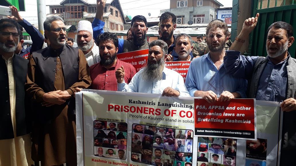 Geelani welcomes statement of Imran Khan