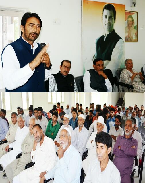 What forced Mehbooba to form Govt after demise of Mufti Sayeed: Congress