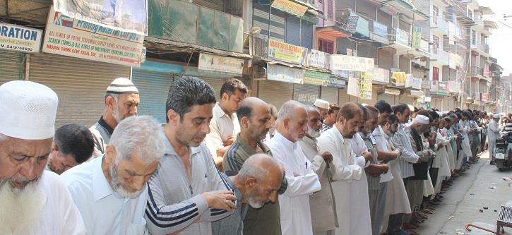 Unity against planned attack on article 35-A, JK’s identity an eye opener for Delhi: JRL