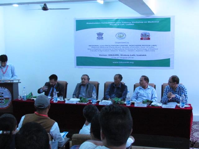 RCF organises workshop on 'Medicinal Plants' in Leh