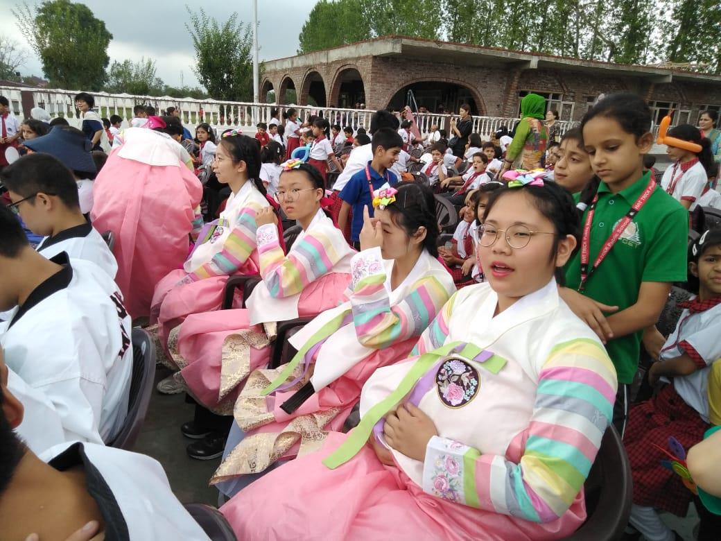 Korean students enthrall local students with cultural programme