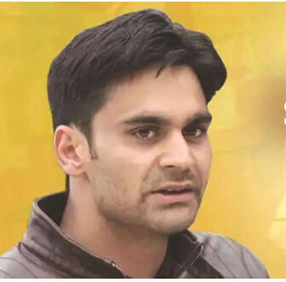 Parra seeks MEA intervention in tracing missing Kashmiri Youth