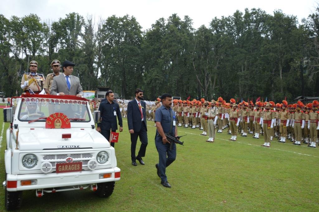 Full dress rehearsal of I-Day celebrations held across Kashmir division