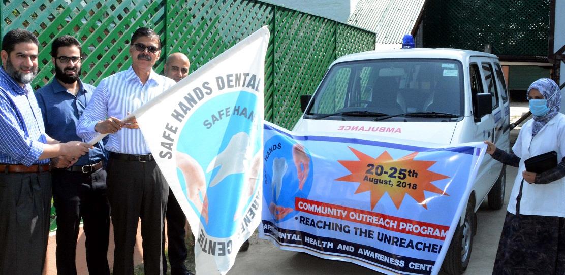 Advisor Kumar flags off dental professionals’ team of SAFE HANDS