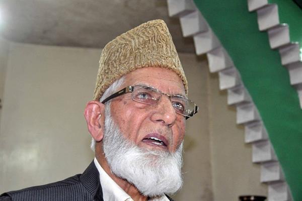 Article 35-A row: Hurriyat (G) holds protest in Srinagar