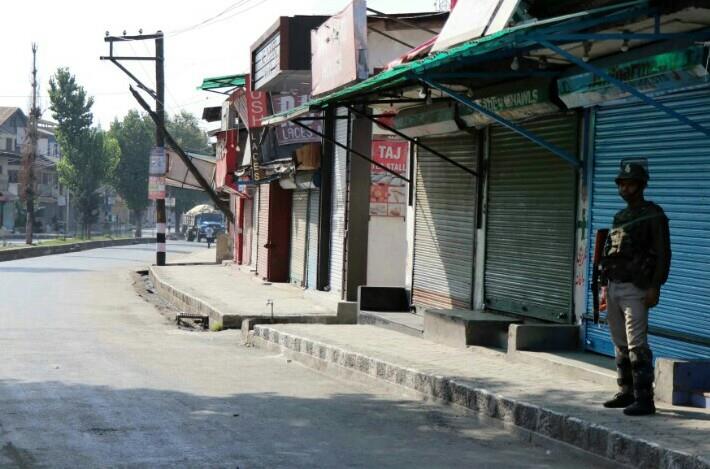 Ahead of hearing on Article 35-A, shutdown hits normal life in Kashmir, Chenab Valley for second consecutive day