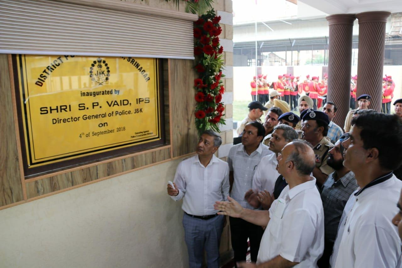 DGP inaugurates Modern Police Complex at Sherghari Srinagar