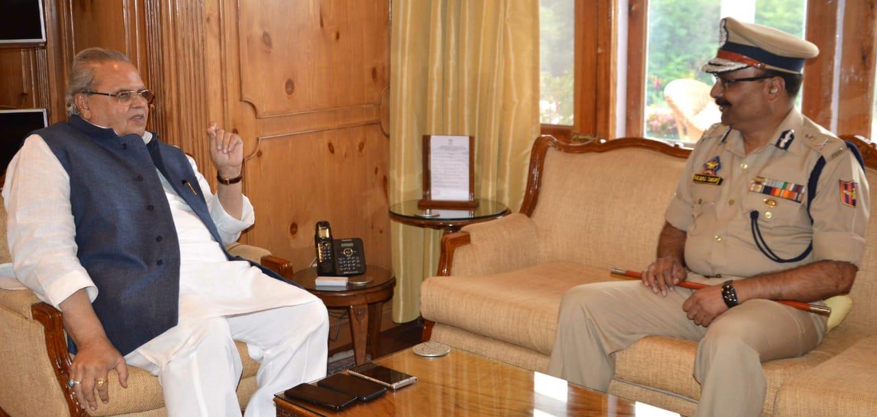DGP Dilbagh Singh meets Governor
