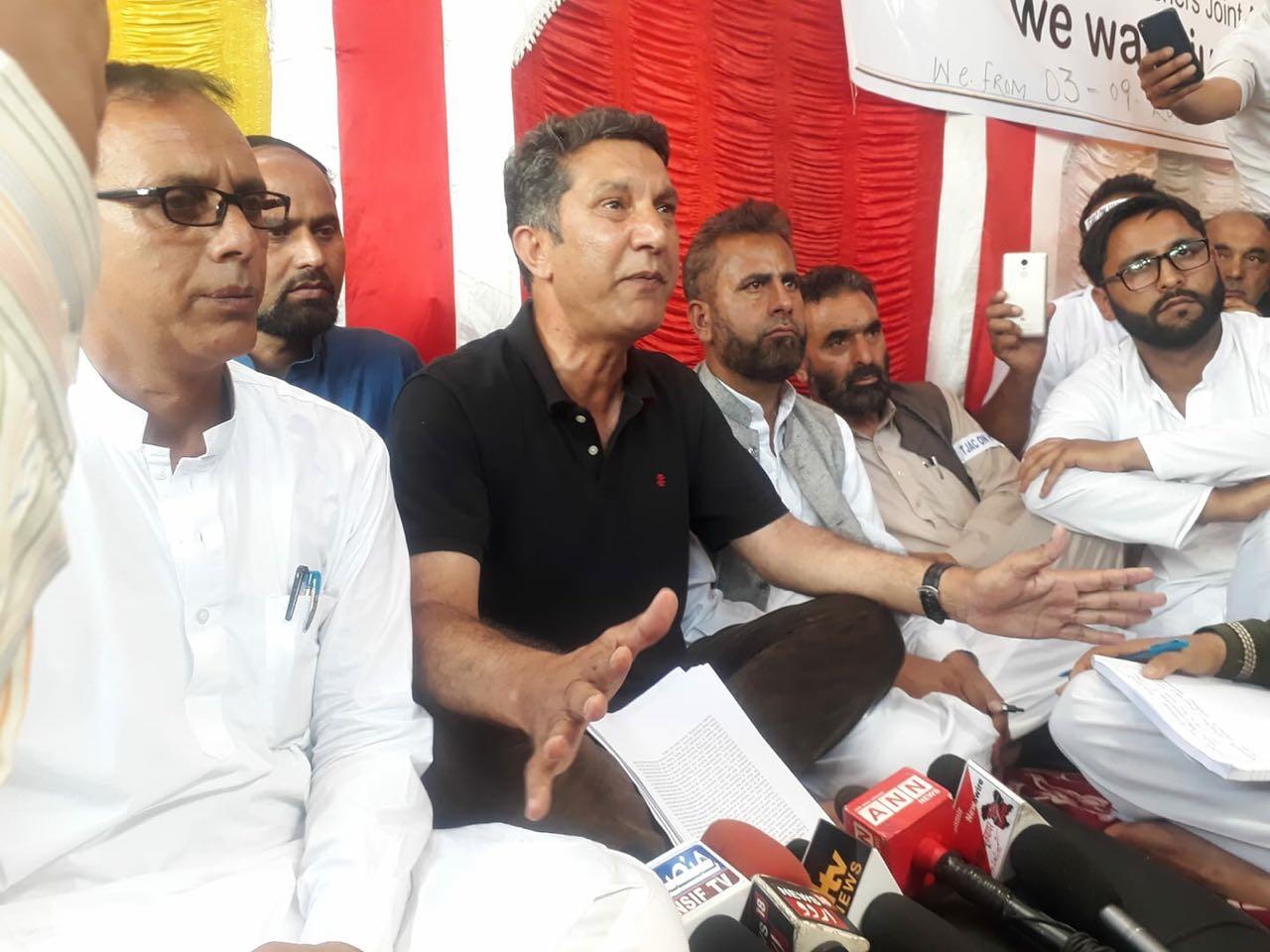 Hunger strike of SSA teachers will continue: Wani