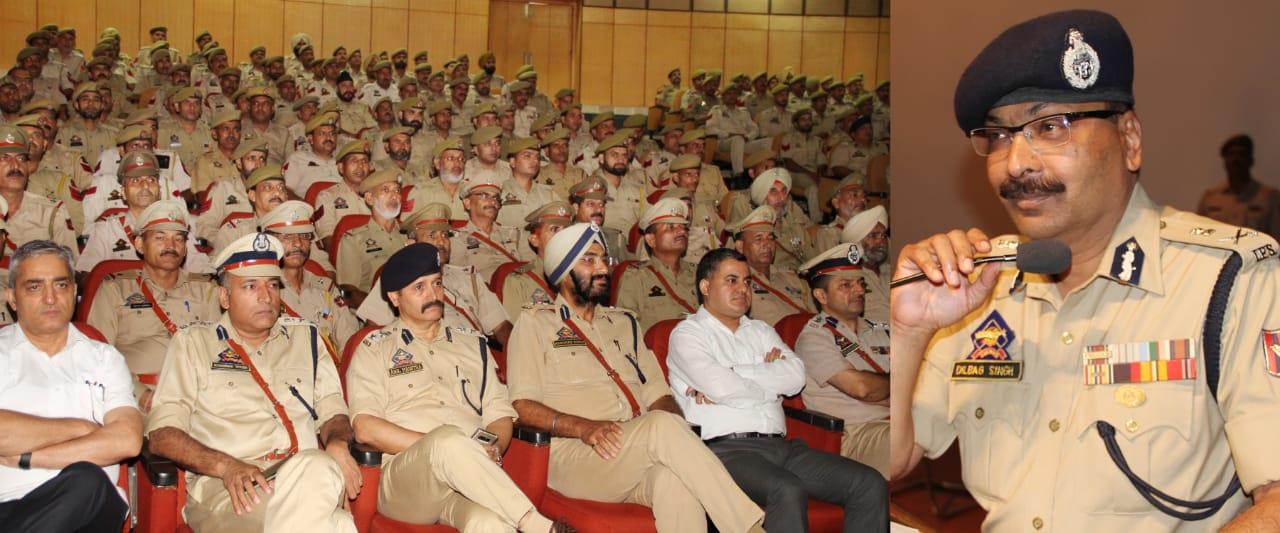 DGP chairs Darbar at Jammu, compliments, rewards Police personnel
