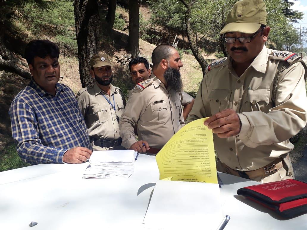 ARTO Kupwara's checking squad retains 18 route permits for suspension