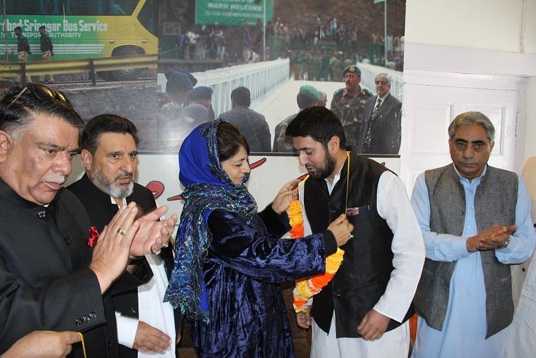 Social Activist Ajaz Qureshi joins PDP