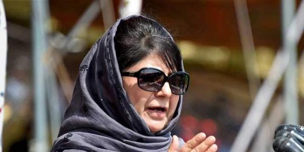 Mehbooba pays rich tributes to Moulvi Iftikhar Hussain Ansari