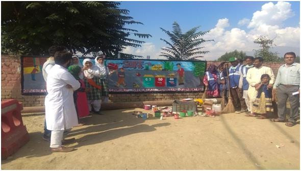 Gemini Productions organizes wall painting competition on SWM