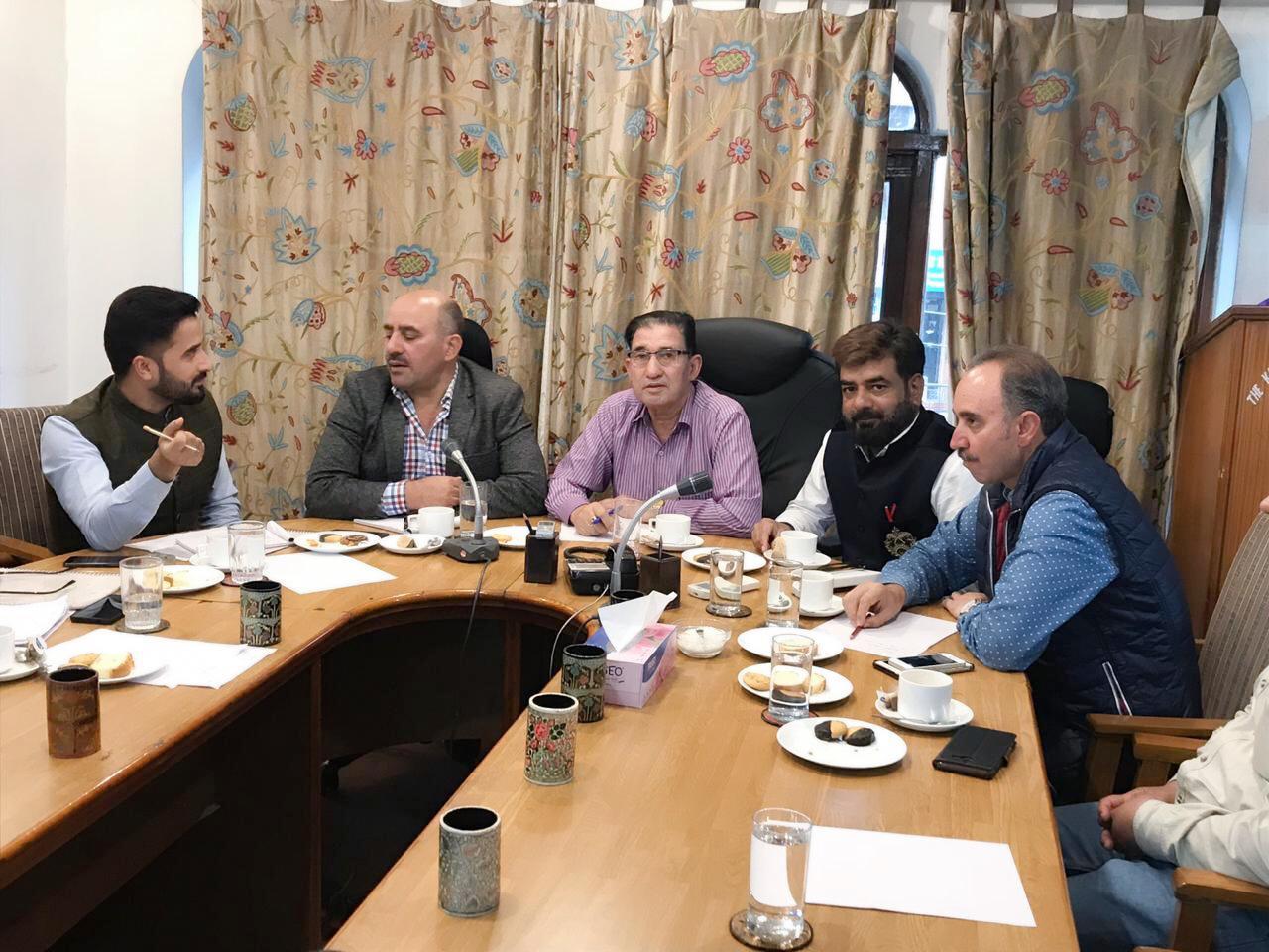 KCCI holds meeting with Dir Industries