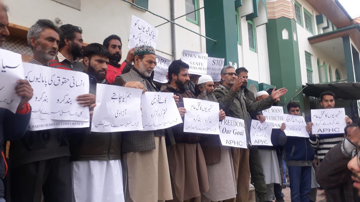 JRL activists protest in valley parts after Friday prayers