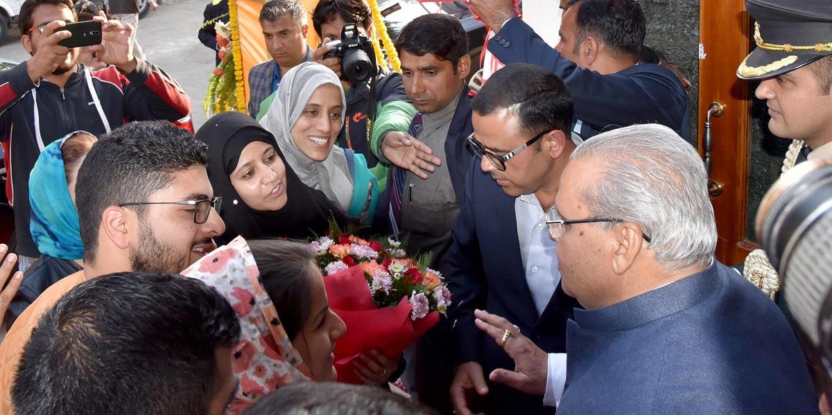 JK Bank Chairman welcomes new batch of 582 Banking Associates