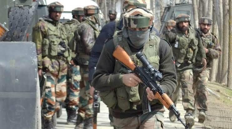 Encounter breaks out in Kreeri outskirts