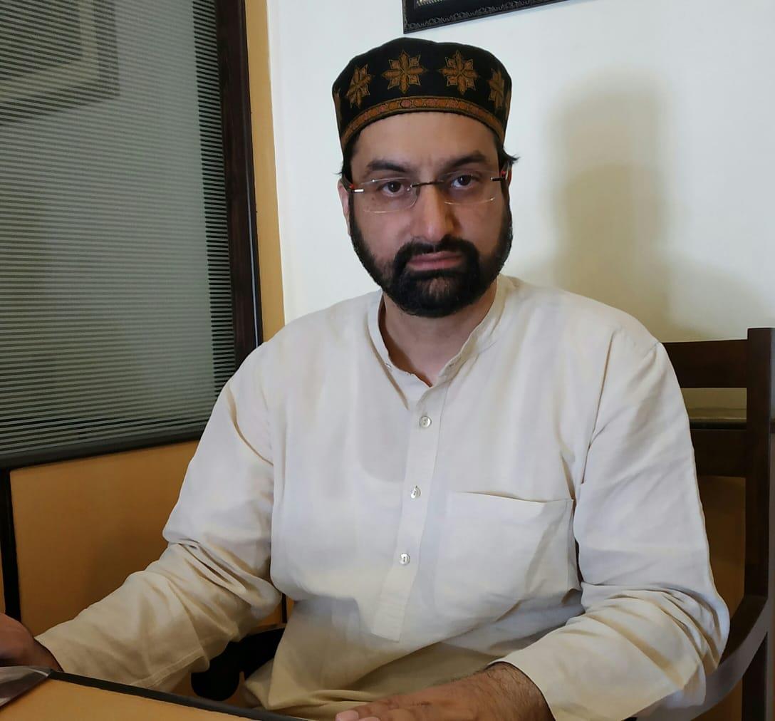 Mirwaiz expresses grief over Chattabal, Chanapora fire incidents