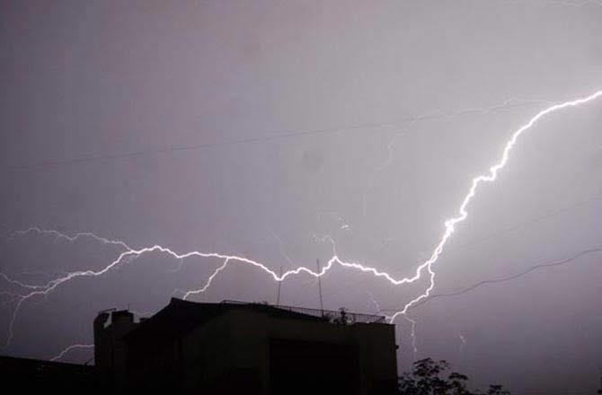 Lightening kills man in Uri
