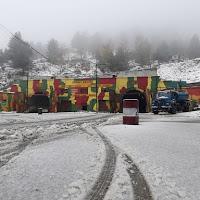 J&K Police comes to rescue of people, 700 stranded passengers evacuated from snow bound areas