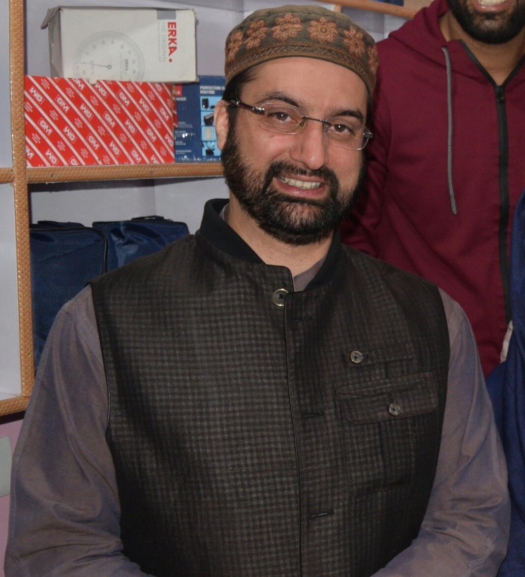 Mirwaiz among top 5 influential persons in sub-continent