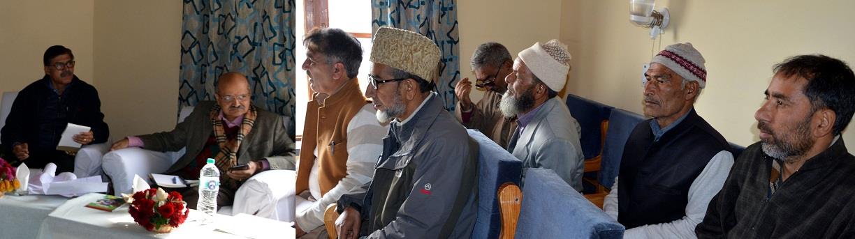 Advisor Kumar, CS visit Chrar-e-Sharief