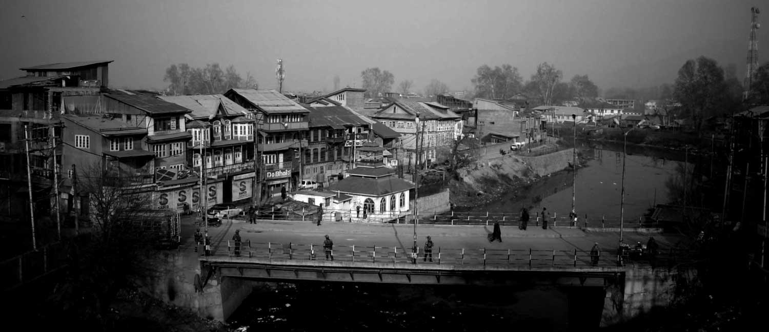 SSP Srinagar to appear in person before SHRC over Gow Kadal massacre