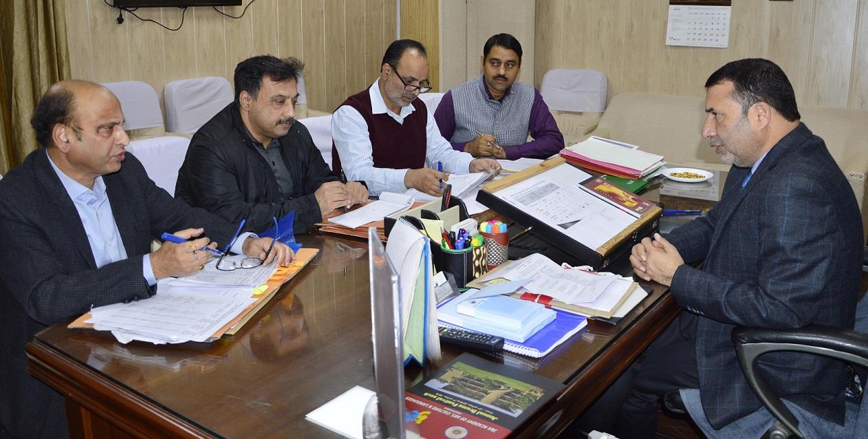 Farooq Shah for timely completion of languishing PHE, I&FC projects