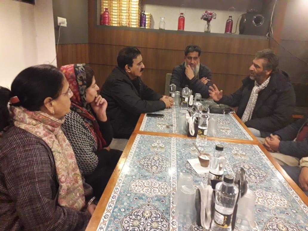 JKHARA, KEA hold meeting