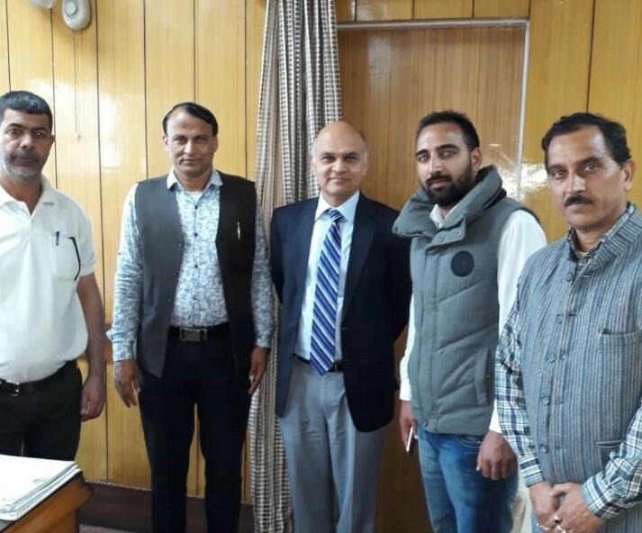 Non-Secretariat Darbar Move Employees calls on Advisor K K Sharma