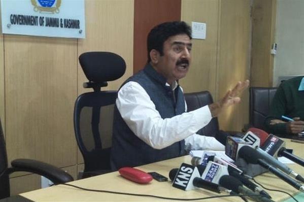 Governor Administration doing mere photo-shoots, affected fruit growers left in lurch: Mansoor Hussain