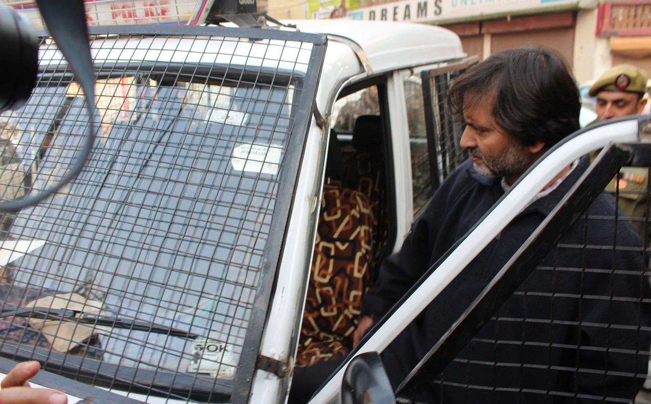 JKLF chief Yasin Malik detained ‘in connection with Panchayat polls’