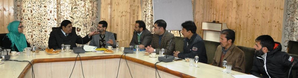 Digitization of land records to improve record maintenance system: Vyas