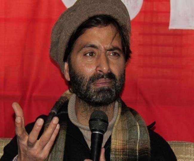 Malik condemns shifting of Kashmiri inmates to outside jails