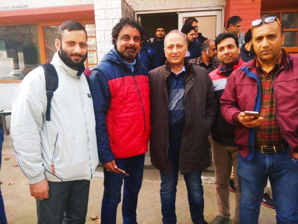 Kashmir Press Club holds an event on how to deal with problems faced by scribes