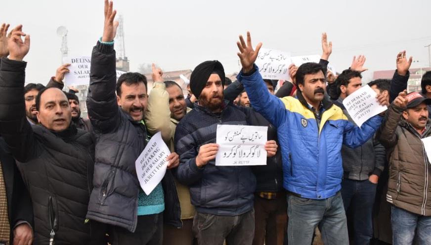 Even after assurances, Govt fails to fulfill demands of ReT teachers
