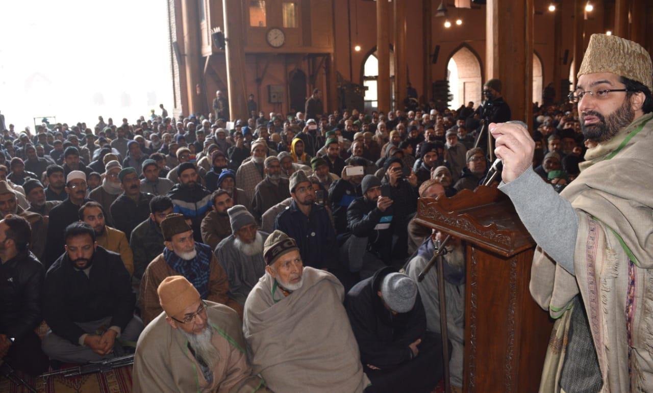 Mirwaiz denounces scuttling of JRL’s protest program