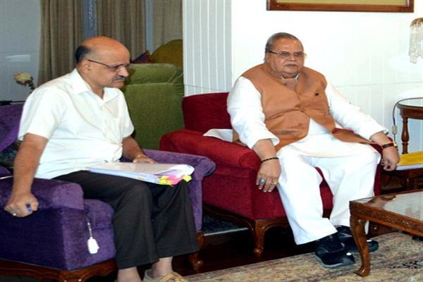 Guv, CS compliment J&K PSC for fast track recruitment of 958 medicos in short time