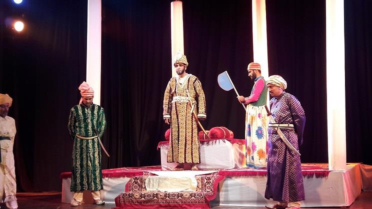 JKAACL organizes Kashmiri play 'Parchoun' at Jammu