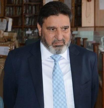 Altaf Bukhari condoles demise of mother of Er Nazir Yatoo