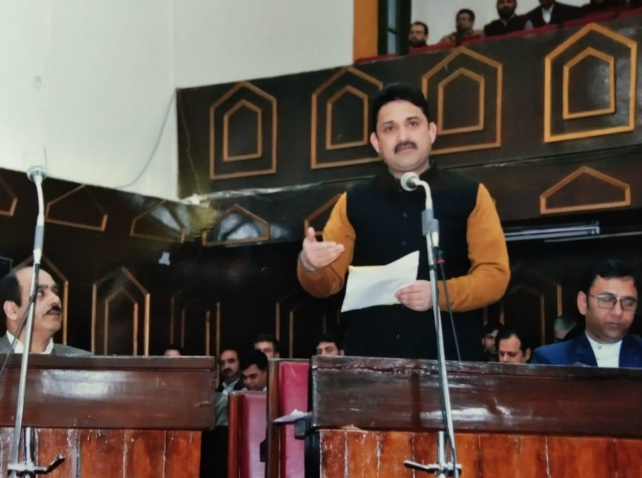 CEO Bandipora crossed all records of corruption: Yasir Reshi