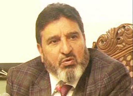 Altaf Bukhari condoles death of seven Labourers of Uri