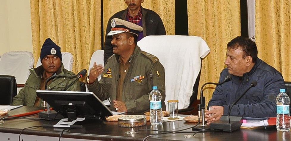 IGP Traffic reviews highway status, road clearance preparedness