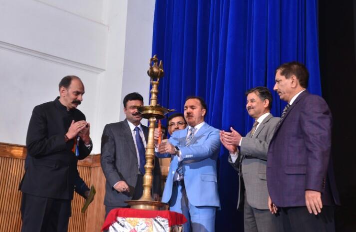 J&K Bank Officers Association felicitates retired employees