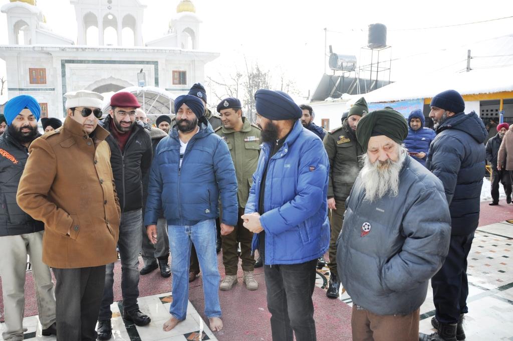 Snowfall: Administration ensures uninterrupted services in Srinagar