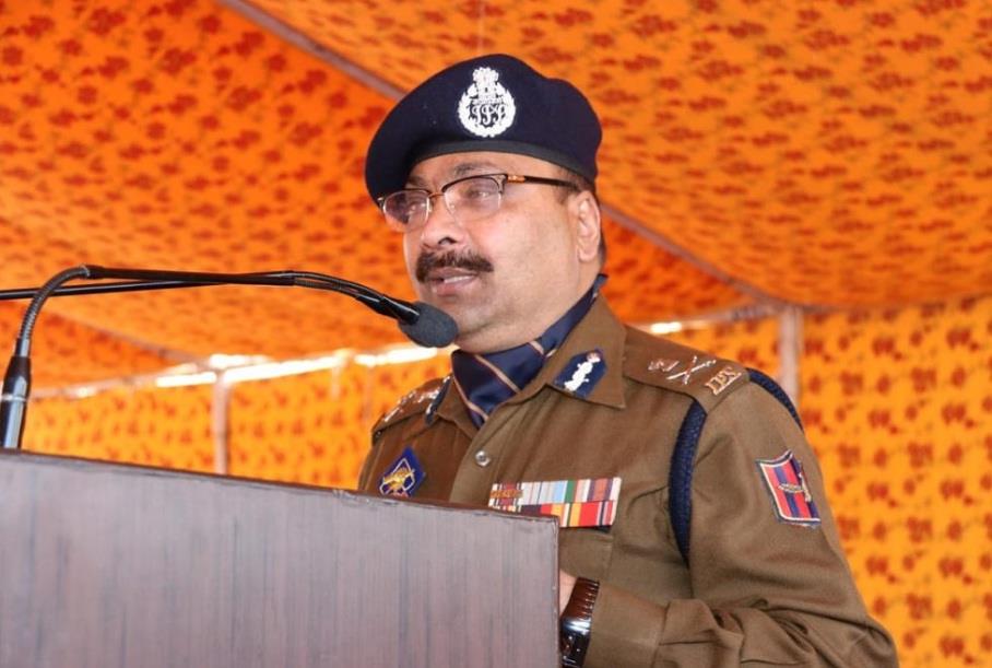Involve community by serving and getting cooperation: DGP