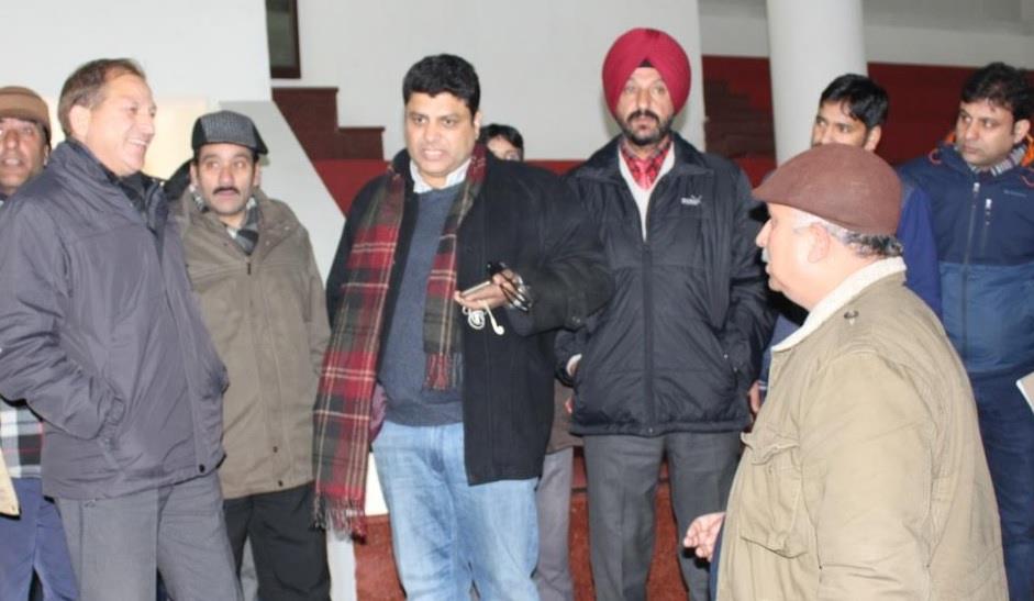 Sarmad Hafeez inspects pace of work on Indoor Sports Hall Ganderbal