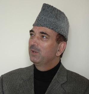 Azad expresses grief over tragic fire incident in Doda